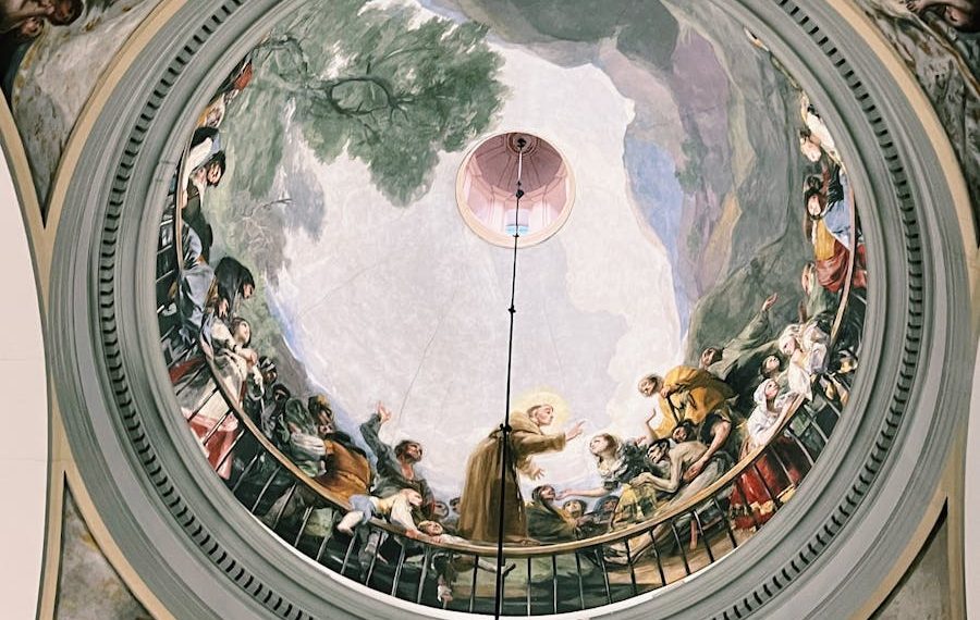 Visiting Art Museums: A Cultural Journey Through Time Visiting Art Museums: A Cultural Journey Through Time