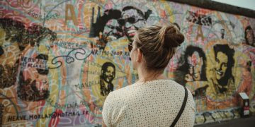 Budget Travel Tips for Art Lovers Budget Travel Tips for Art Lovers