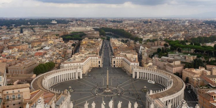 A Traveler’s Guide to Rome’s Artistic Landmarks A Traveler’s Guide to Rome’s Artistic Landmarks