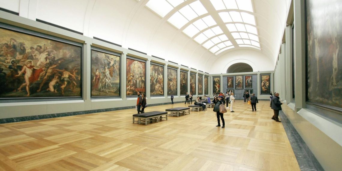 Museum Vlogs: A Day in the Life of a Curator